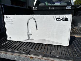 Moen chrome faucet / not kohler