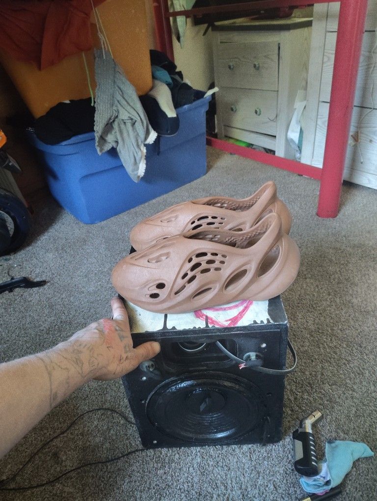These Are Siz 11 Yeezy Foam Runners