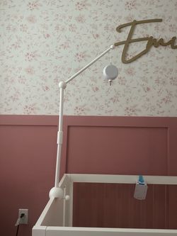 White Baby Crib Mobile Arm with Music Box