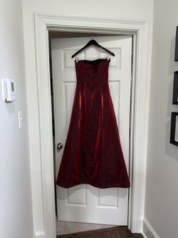 Beautiful Burgundy Formal Dress 