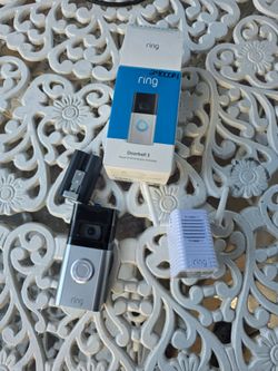 Ring door camera/chime and extra battery