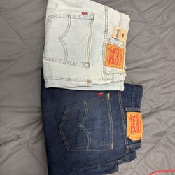 Levi’s Shorts 