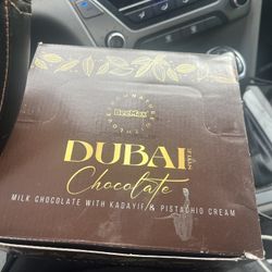BeeMax Dubai Chocolate 6pk Box