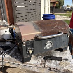 Pit Boss Pellet Smoker Barbecue Grill