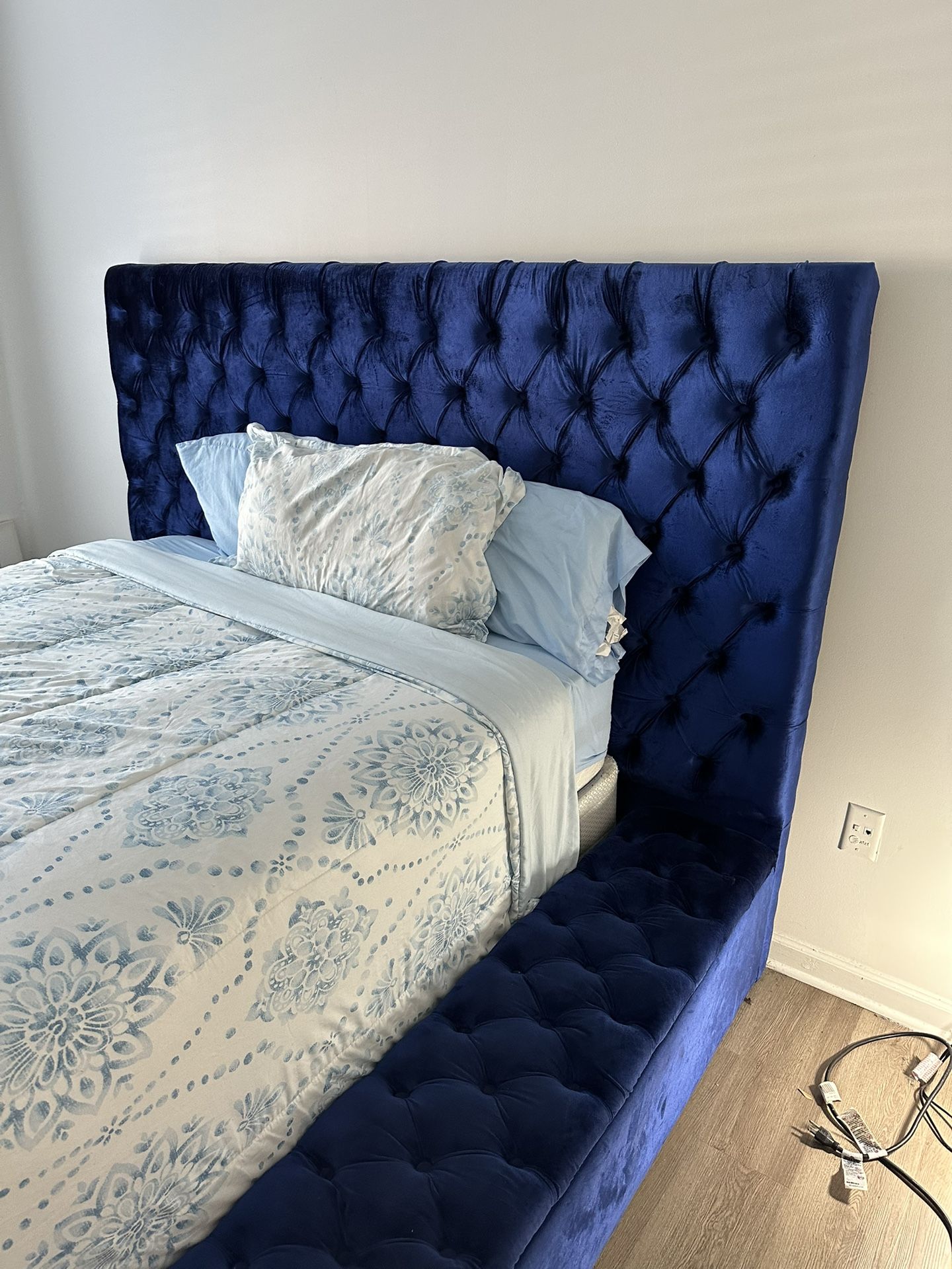 Queen size bed frame