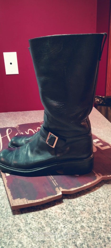 Gucci Black Leather Boots Size 8.5 B
