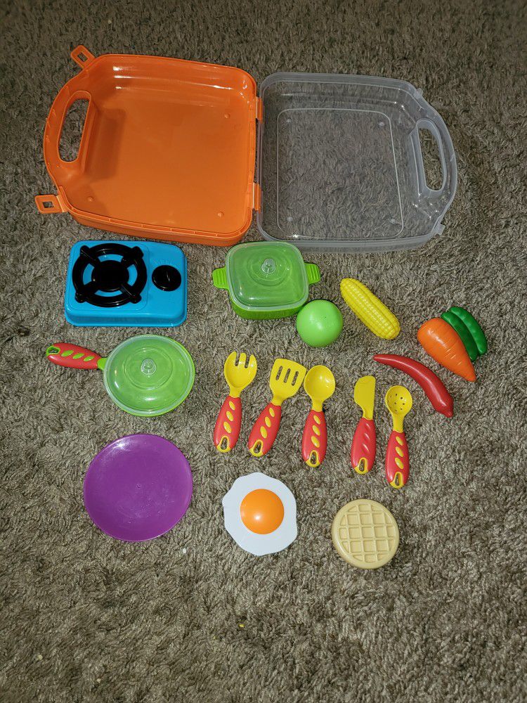 Kid Connection Kitchen Play Set, 19 Pieces, Play Cooking & Baking Toys