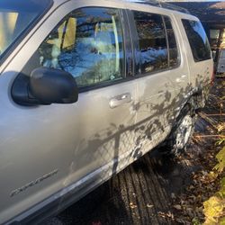 2002 Ford Explorer