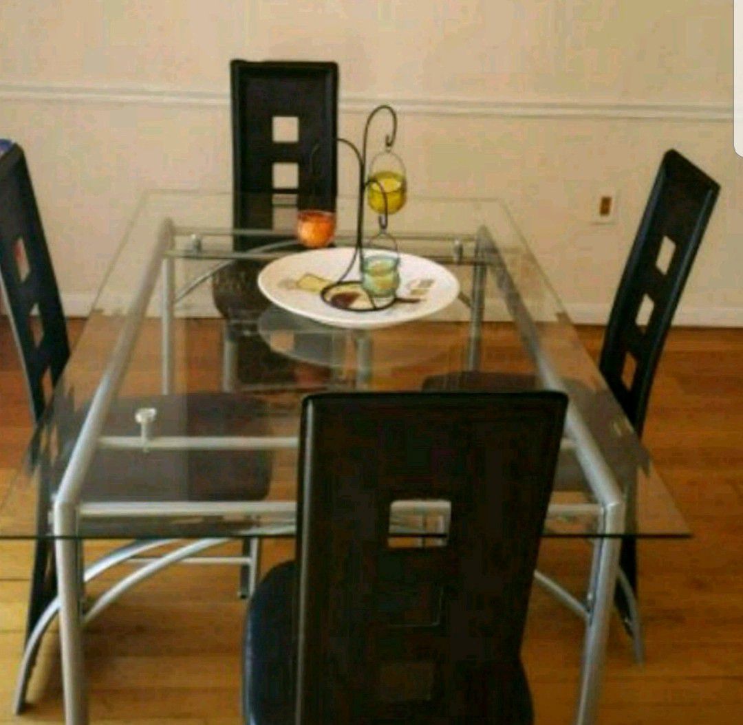 5 Piece Dining Room Set
