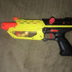 Nerf Gun 