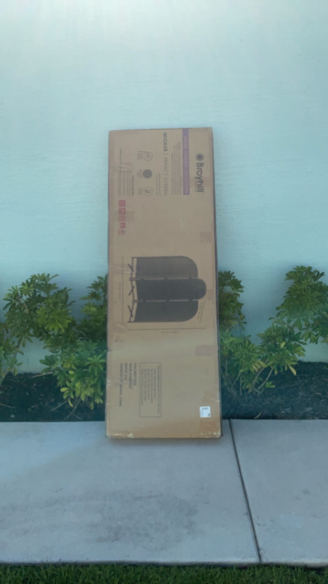 Wicker Privacy Screen * BRAND NEW IN BOX*