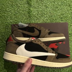 Jordan 1 Travis Scott Mocha Low