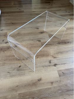 Acrylic Waterfall Coffee table