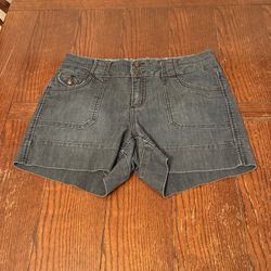 One 5 One Denim Shorts Women’s 10 Blue Double Button Patch Pockets Vintage