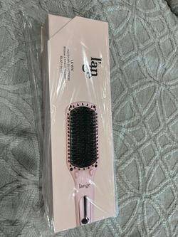 L'ANGE LeVite Heated Hair Straightening Brush 