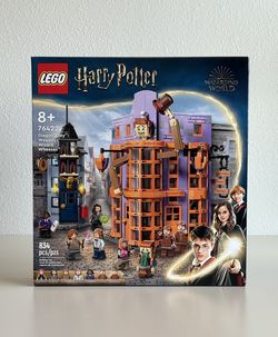 LEGO Harry Potter: Diagon Alley: Weasley’s Wizard Wheezes - Retired - 76422 - NEW