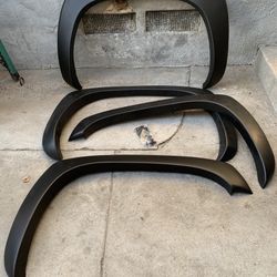 Fender Flares. Chevy Silverado / GMC Sierra Fender Flare For 1999 To 2006