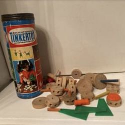 Vintage original Tinkertoy set