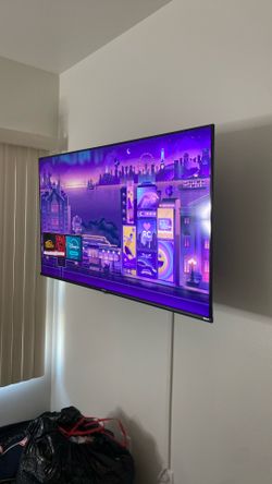 Hisense Roku Tv for sale 140
