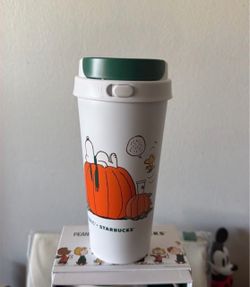 White Starbucks snoopy tumbler