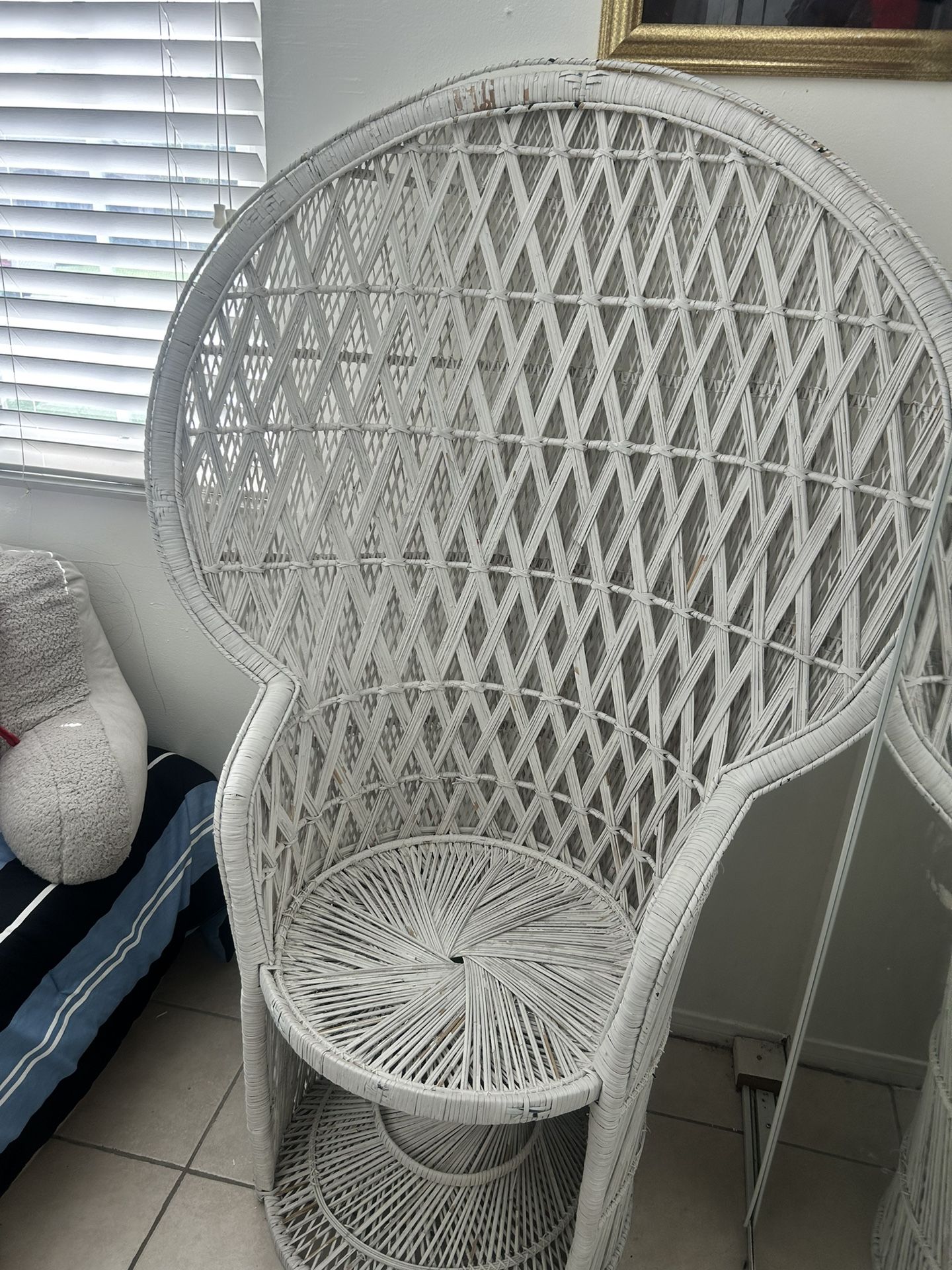 White Peacock Wicker Chair