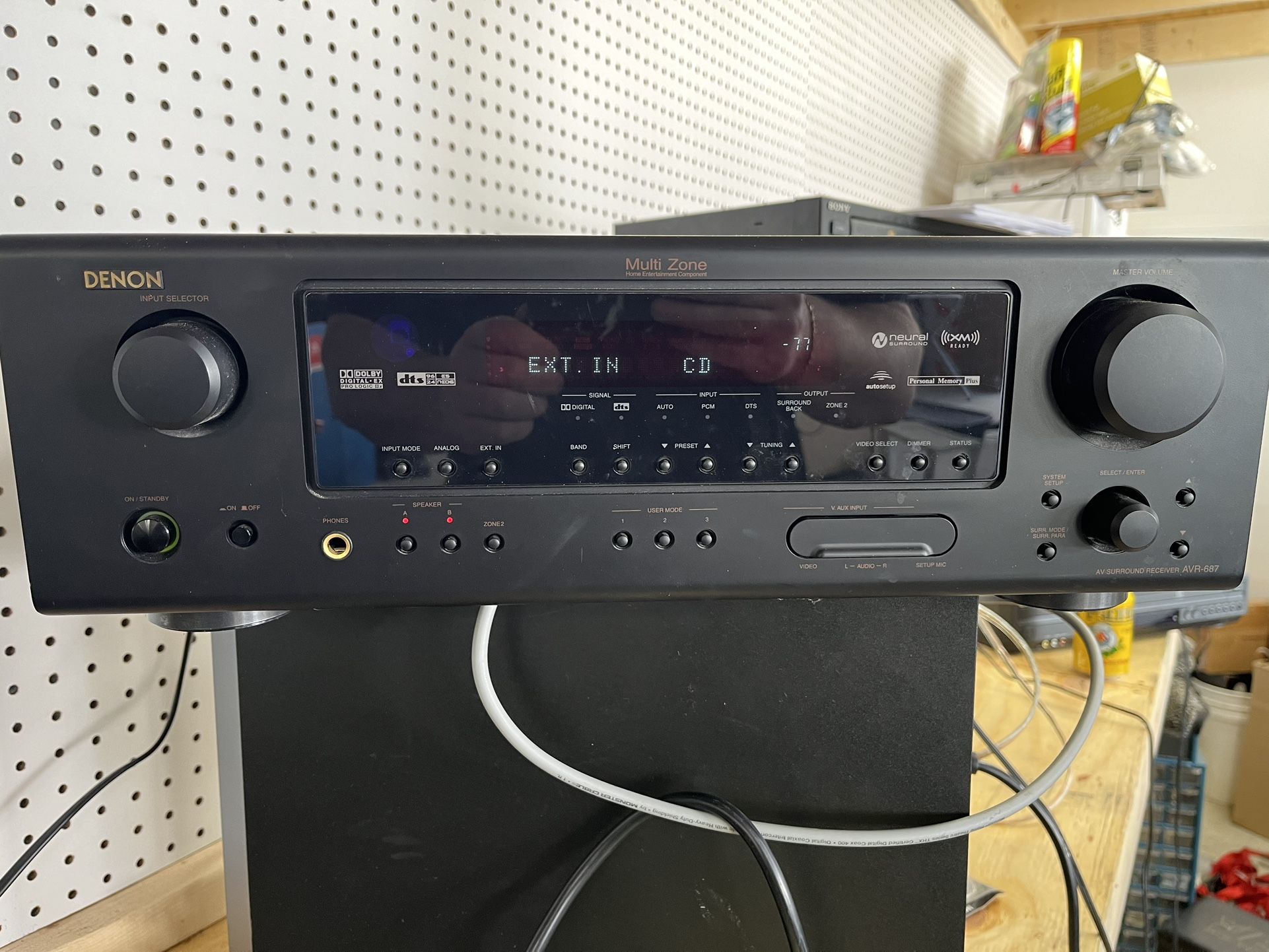 Denon AVR-686 Receiver 