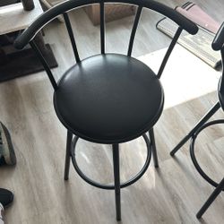 Swivel Bar Stools 