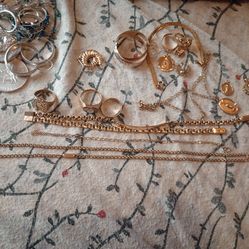 Compro Oro de 8k 10k y 12k y 14k y de 18k y 24k y 9256 950