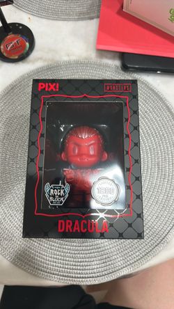 Thrilljoy Dracula Rock the Block SDCC exclusive 1200 pc