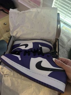 Jordan 1 Lows court purple