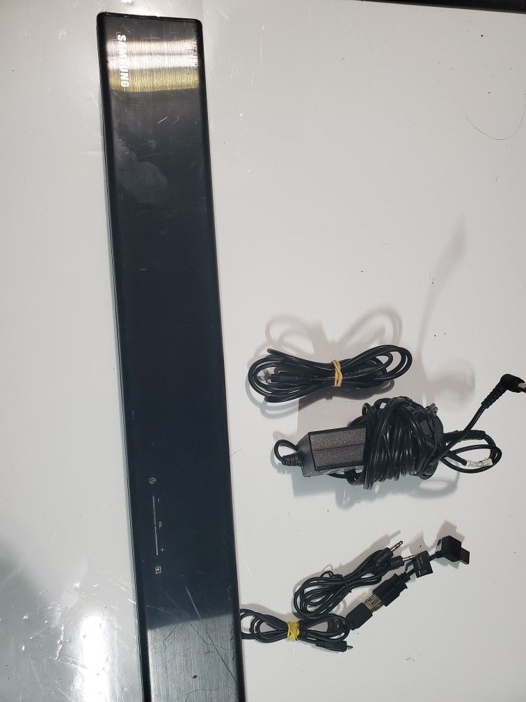 Samsung HW-J250 Wireless Soundbar with Built-In Subwoofer (Black)
