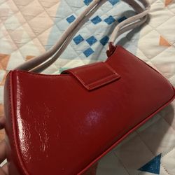 Small Red Bow Accent Purse – Brand New / Pequeño Bolso Rojo con Lazo – Nuevo