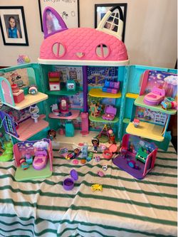 Gabby Dollhouse Lot
