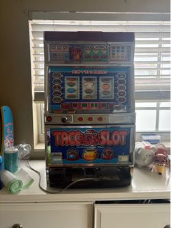 Taco slot machine