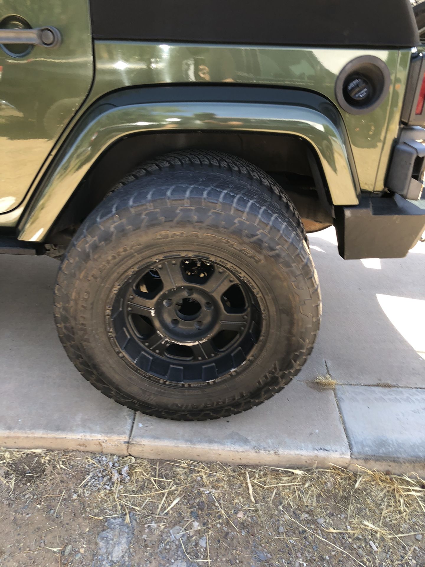 Jeep Wrangler wheels and tires set of 5
