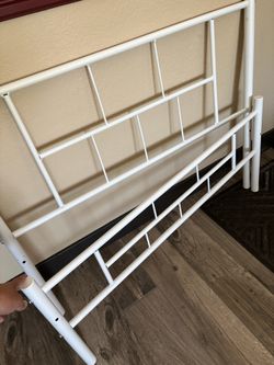 Twin bed frame