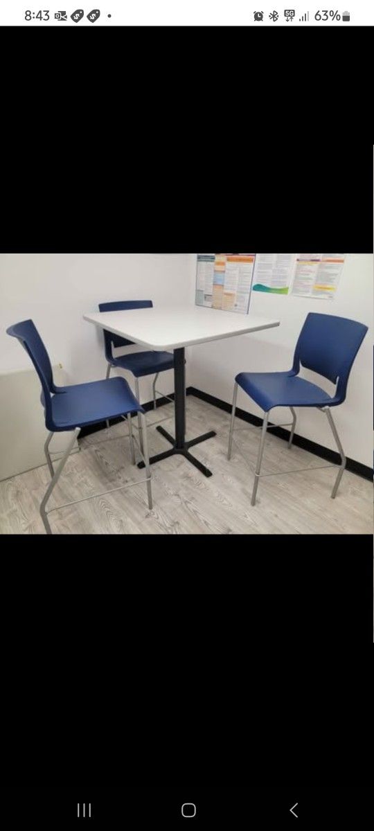 High-top Table & Chairs - Office Breakroom