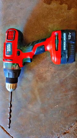Black and Decker 12v drill