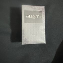 Valentino Uomo Cologne