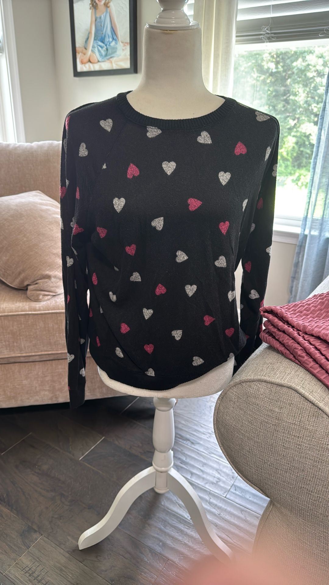 Light weight sweater