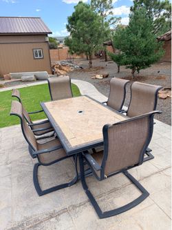 Outdoor Tile top table w/ 6 chairs
