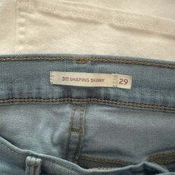 Levi’s Jeans