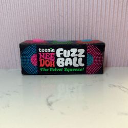 NEEDOH FUZZ BALL (teenie)