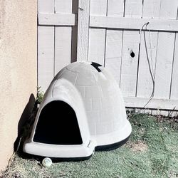Dog Igloo Medium 