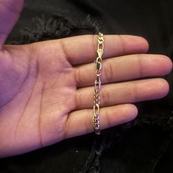 14 k yellow gold bracelet