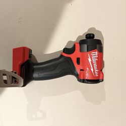 Milwaukee M18 Fuel Impact Driver