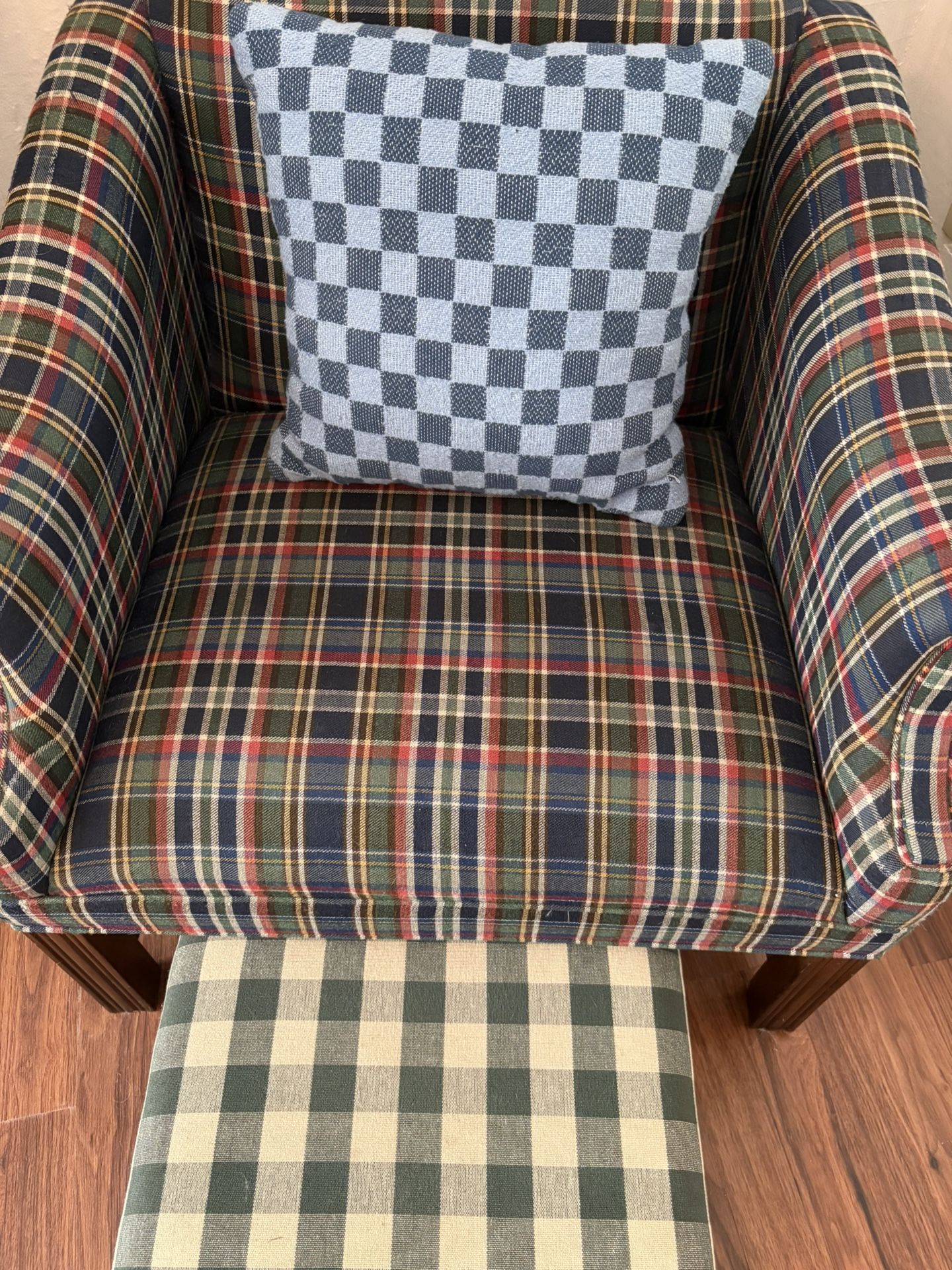 Chair,Pillow And Ottoman