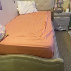 Little girls bedroom set