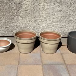 Set of 2 New Ceramic Pottery Planters Plant Pots Glossy Beige Tan Finish