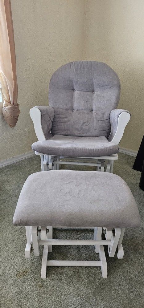 Nursery Glider